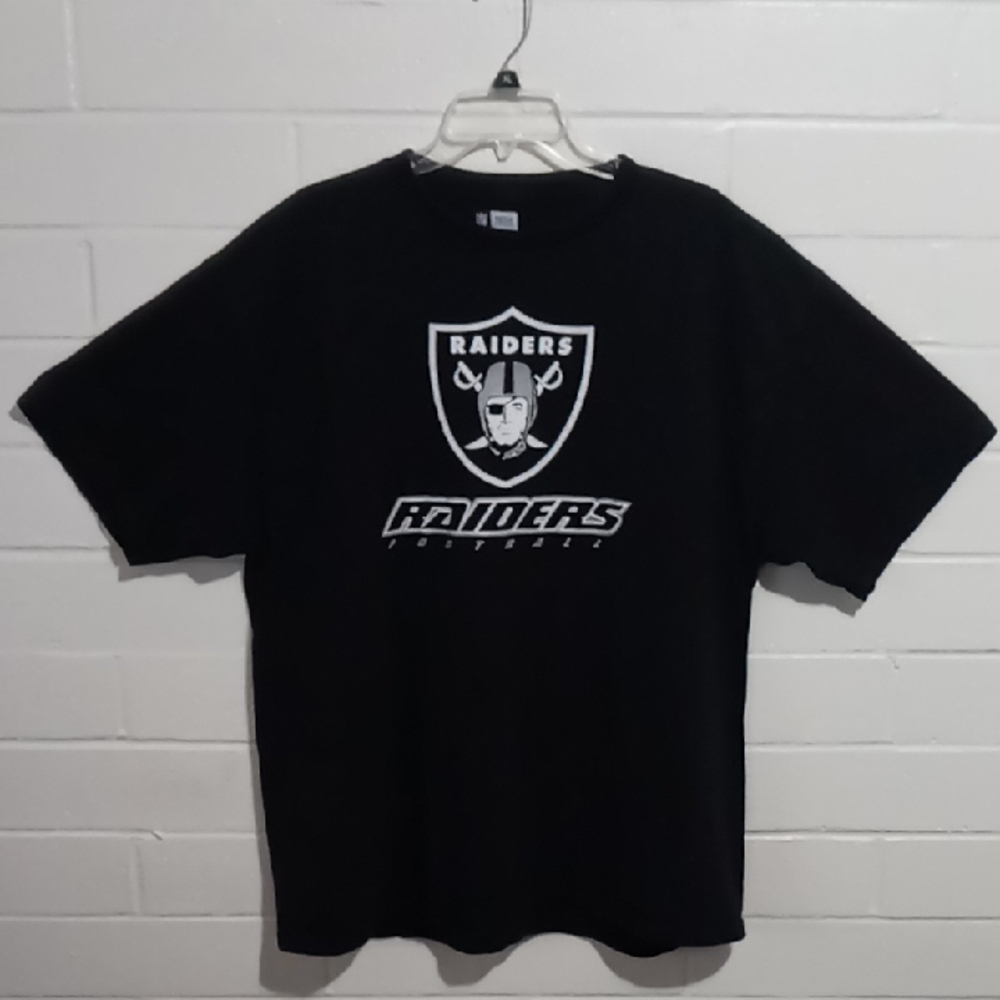 Oakland Raiders NFL Team Apparel Black Graphic Tee